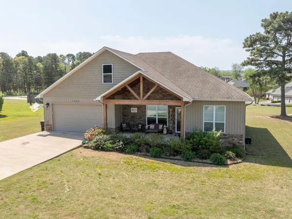 1868 Westgate Cir, Heber Springs, AR 72543