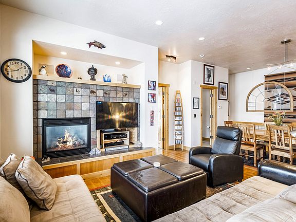 5th image of 7836 Douglas Dr #66
