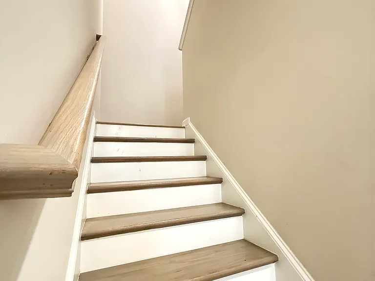 3756 Davis Cir — Photo 9