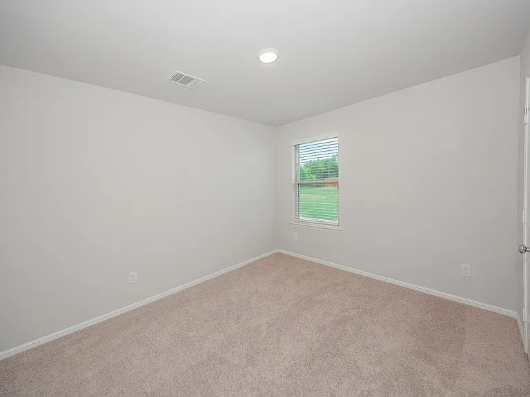 13156 Zion Dr — Photo 8