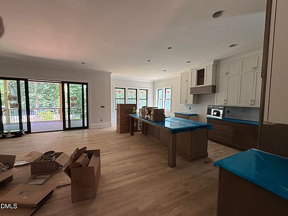 3rd image of 514 S Harrison Ave