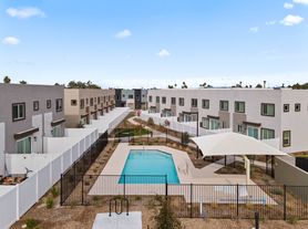 Stone View on Central