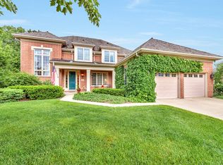 805 Gleneagle Ln, Northbrook, IL 60062