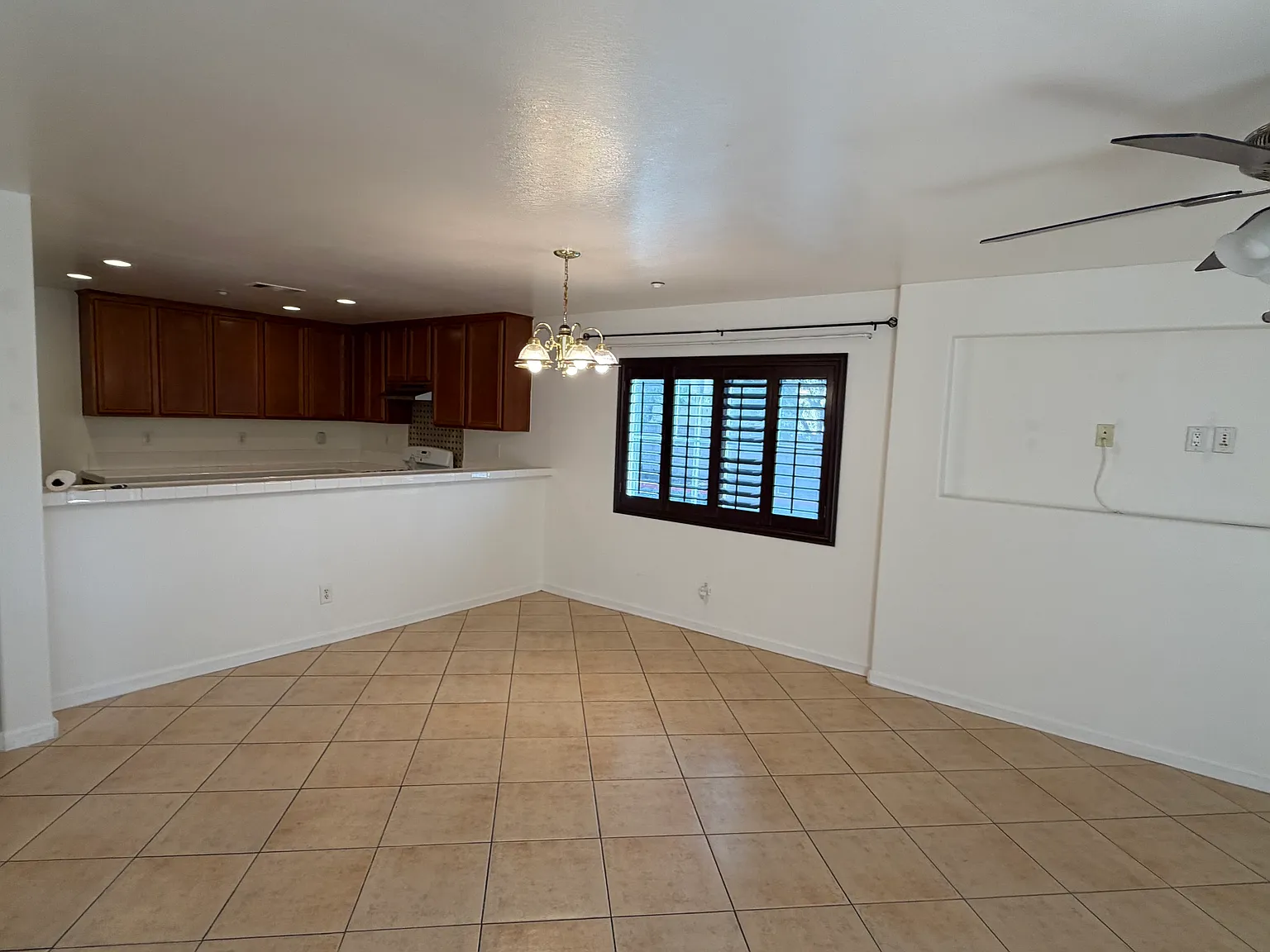 2 bed, 2.5 bath, 1440 sqft, $2,100 — Photo 4
