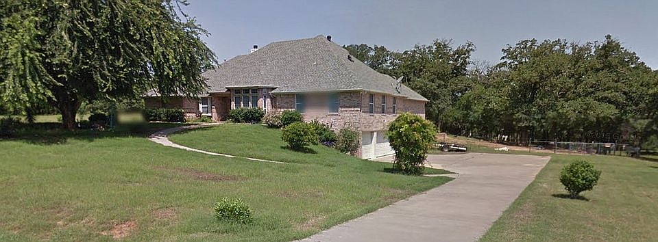 1st image of 8025 Walnut Dr