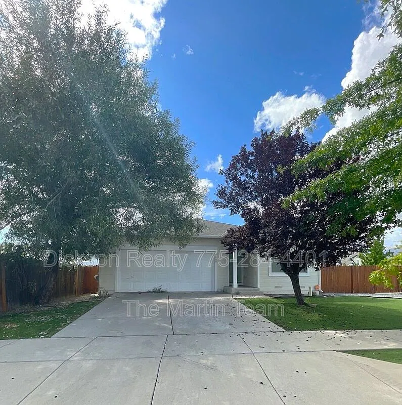 4 bed, 2.0 bath, 1675 sqft, $2,550 — Photo 2