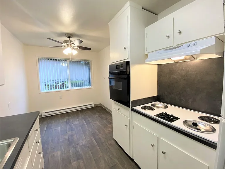 Fairmont Villa — Photo 60