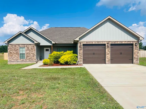 15122 Blackburn Rd, Athens, AL 35611