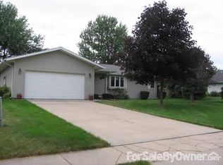 1204 Abbey Ln, Mount Pleasant, MI 48858