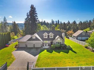 23917 Country Dr E, Graham, WA