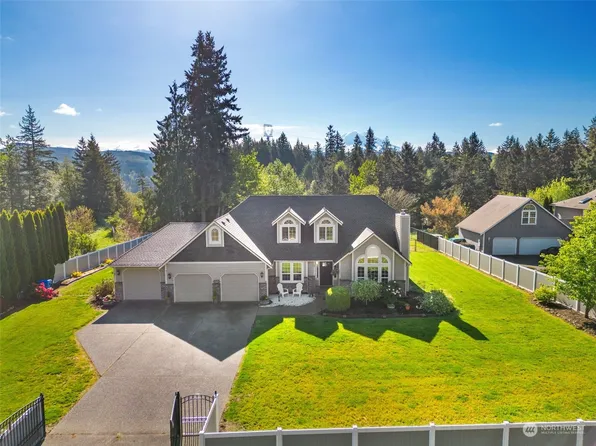 23917 Country Drive E, Graham, WA 98338