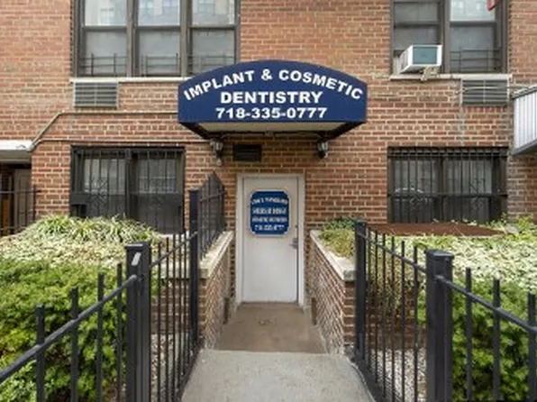 37-30 73rd St, Jackson Heights, NY 11372