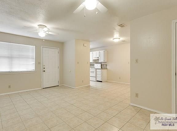 2nd image of 722 Tumbleweed Dr APT 1