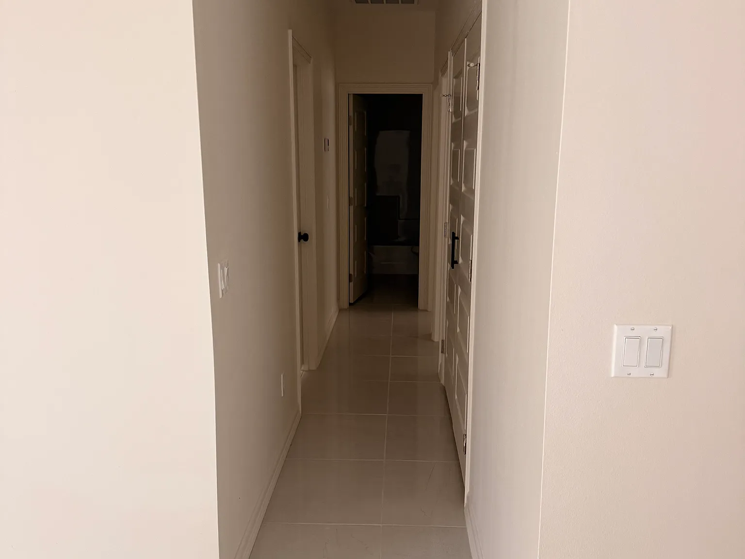 3 bed, $1,300 — Photo 4