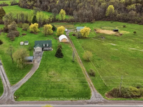 2425 Wallbridge Loyalist Rd NE, Quinte West, ON K0K 2B0