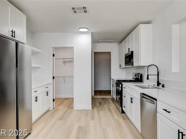 1641 K St, Las Vegas, NV 89106