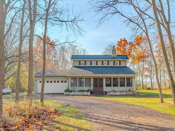 857 Bliven Rd, Edgerton, WI 53534