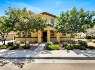 191 E Roadrunner Dr, Chandler, AZ 85286