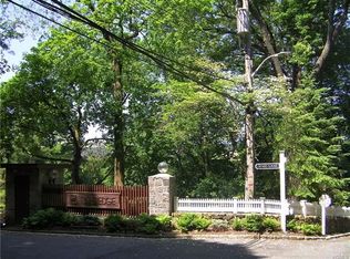 3 David Ln APT 5N, Yonkers, NY 10701
