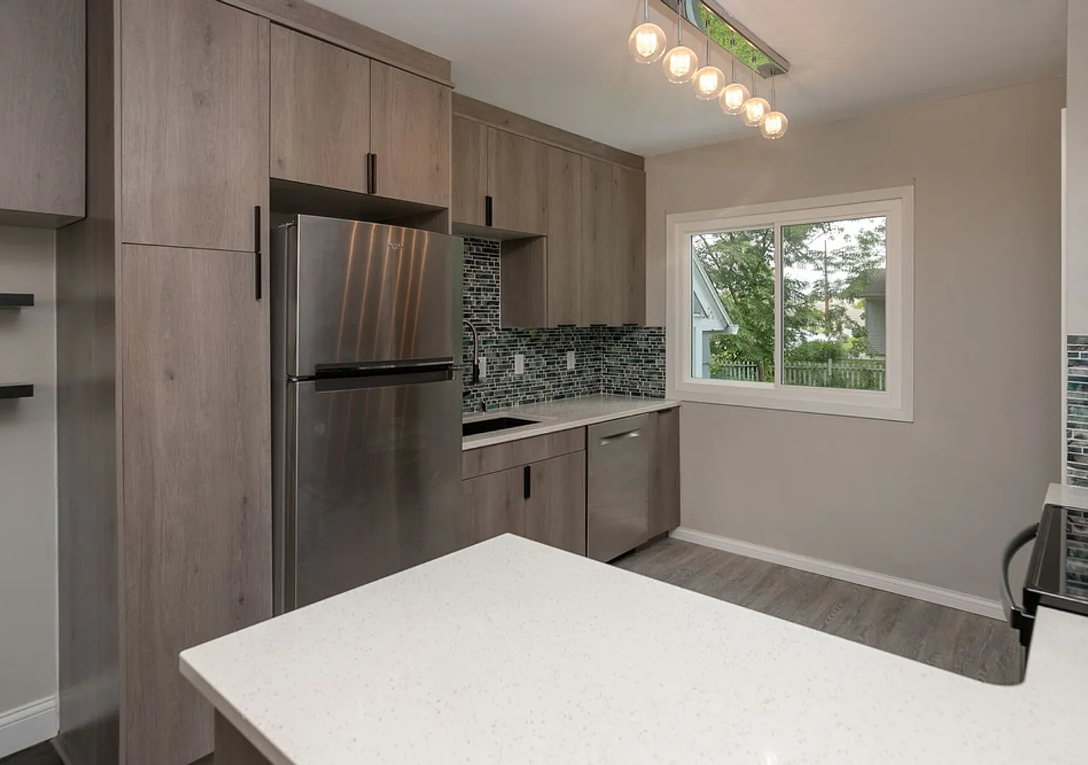 Renovated Beautiful Single Family House — Photo 4
