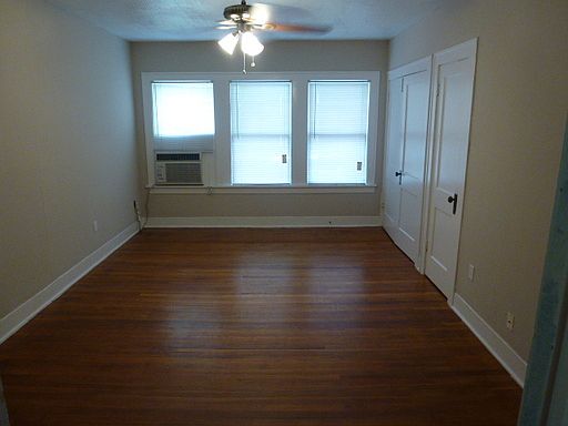 3rd image of 1136 Berthea St APT 11