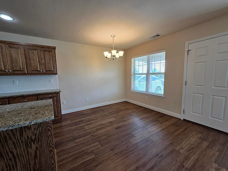 1004 E Hill St #A — Photo 8