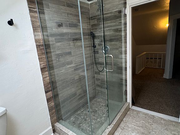 4th image of 1154 N Corona St APT 3