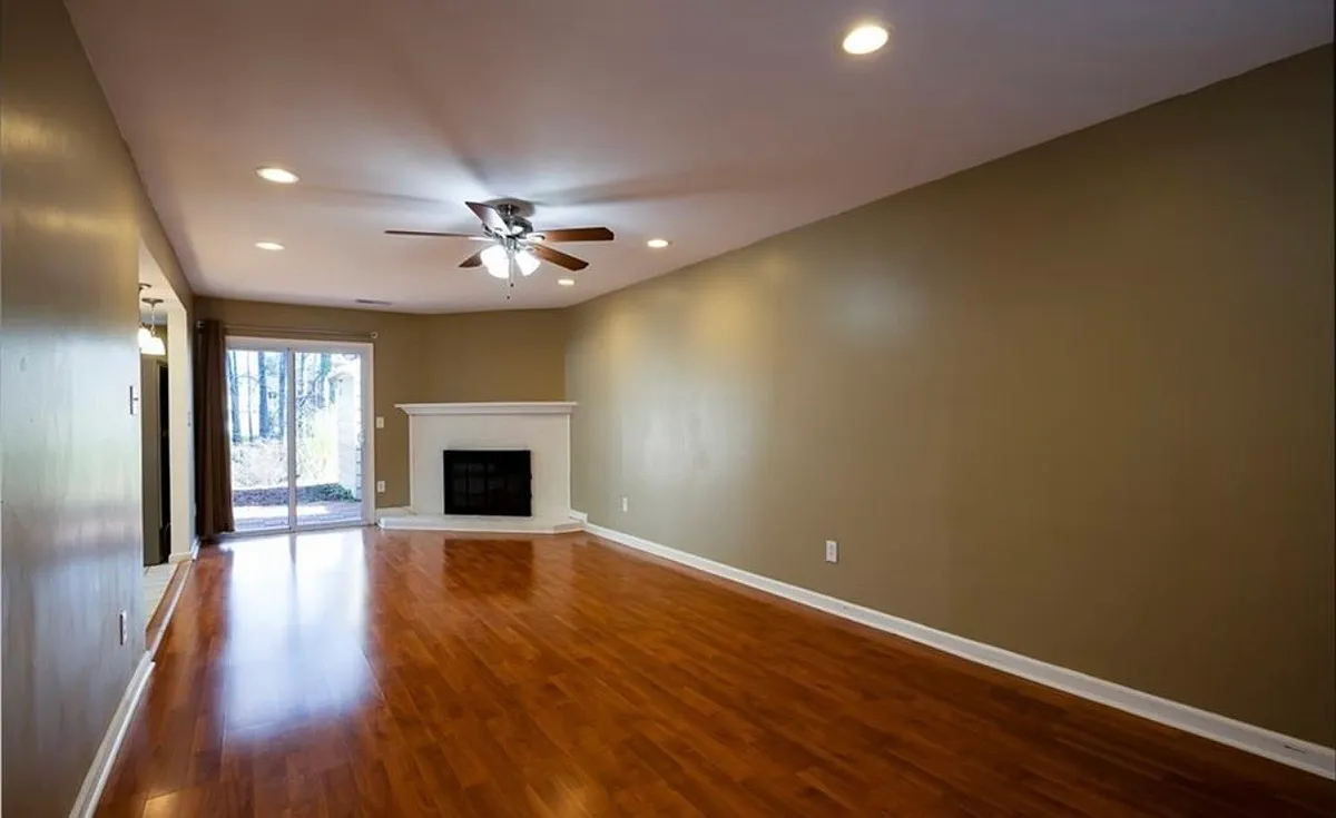 Building Photo - 3592 Sir Wilfred Pl