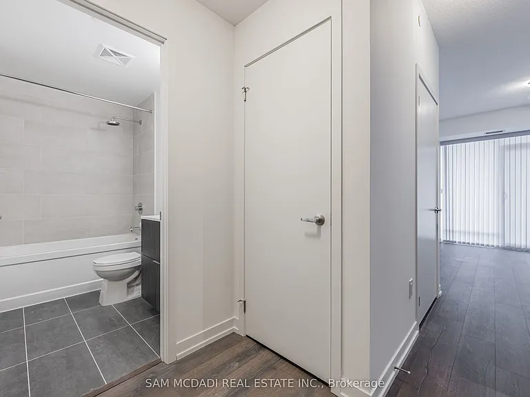 2520 Eglinton Ave W #1714 — Photo 6