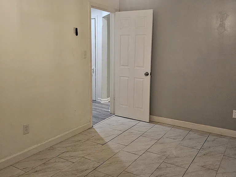 14140 Fairmount Dr #2 — Photo 6