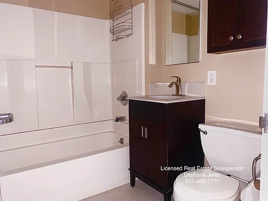 Rented by Oxford Property Group | media 18