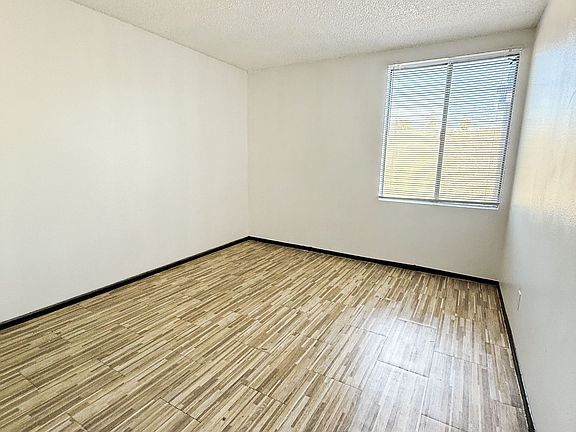 3rd image of 2510 N Winstel Blvd APT 187