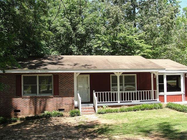 1st image of 338 Pinehurst Dr