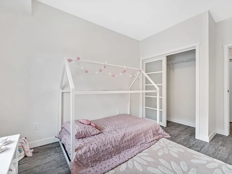 600 Lady Pellatt St — Photo 36
