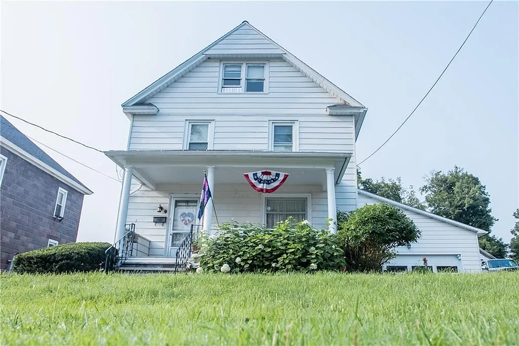 118 E Frederick St photo 1