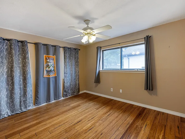 1527 Estates Way — Photo 30