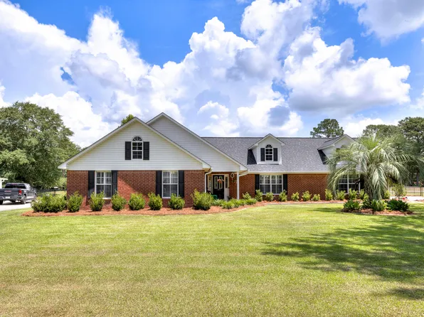 655 Torrey Pines Dr, Sumter, SC 29150