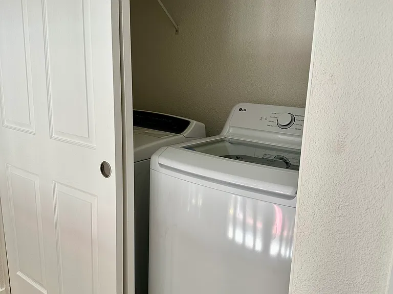 923 Ferro Dr — Photo 29