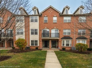 22017 Parkview Dr, Taylor, MI 48180