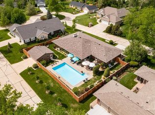 153 Guildford SE, Cedar Rapids, IA 52403