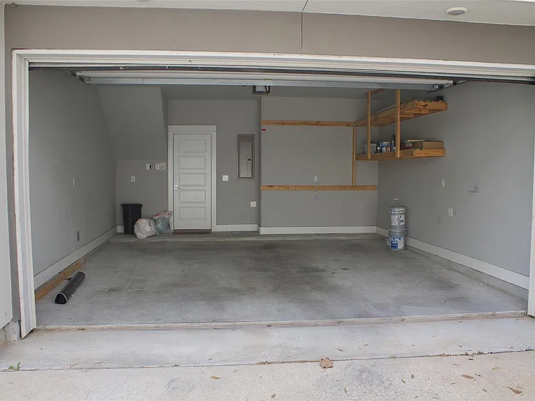 3105 Gillespie St — Photo 43