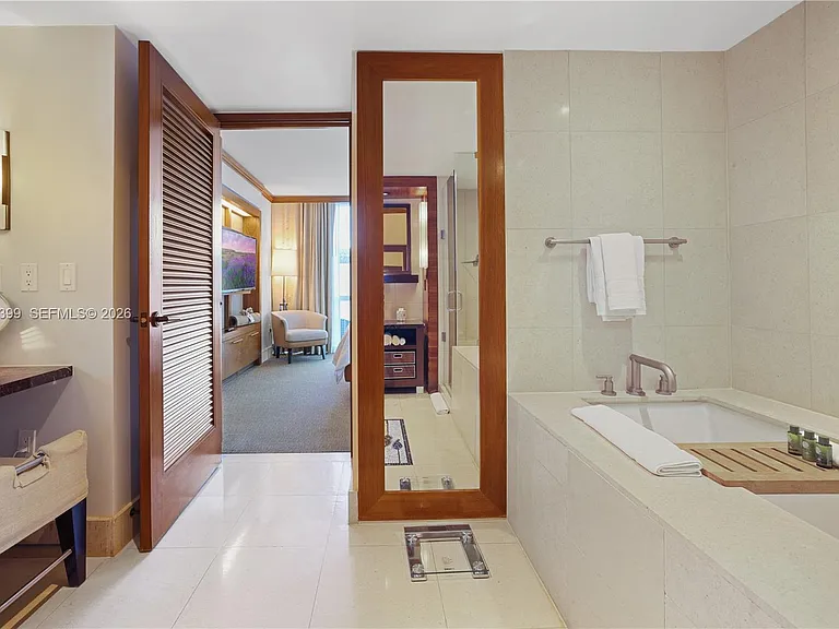 6801 Collins Ave #503 — Photo 20