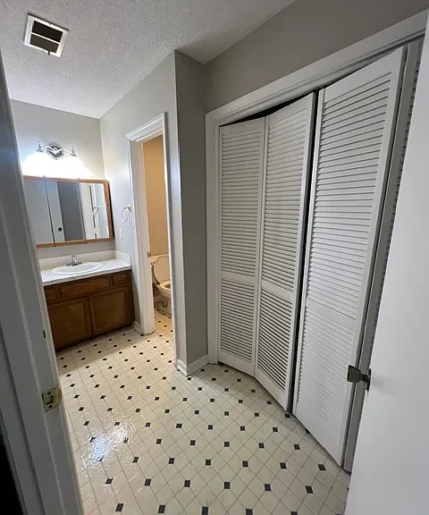 1509 La Chateau Dr — Photo 25