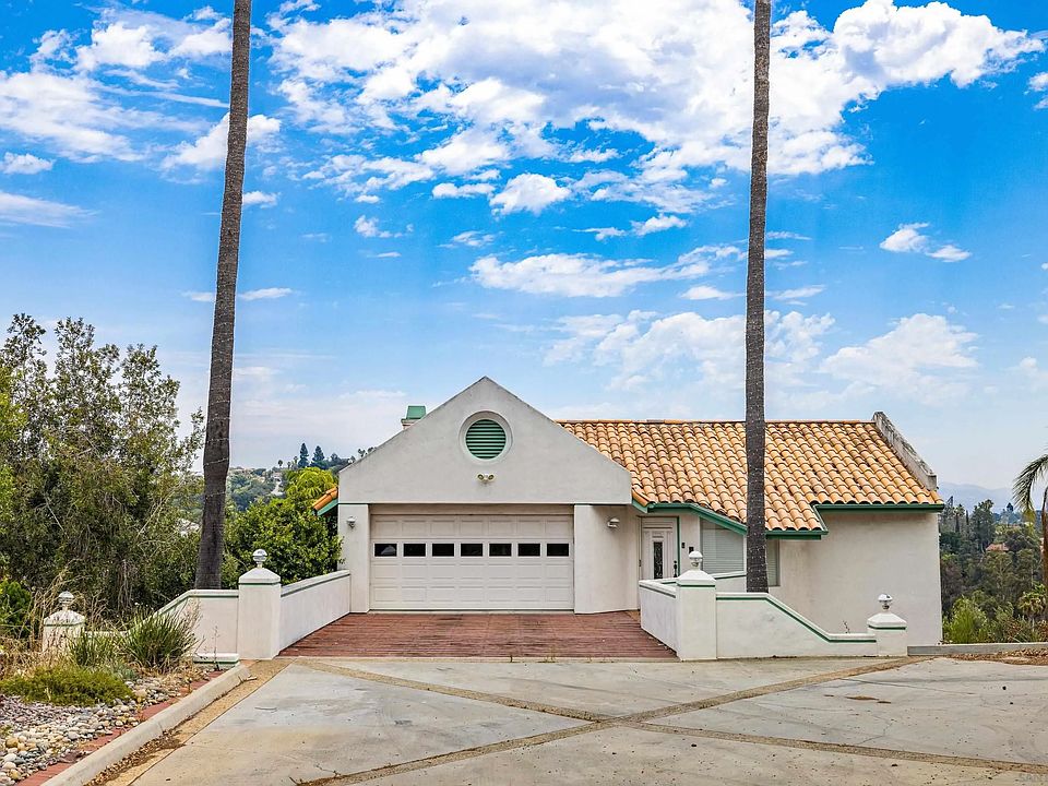 1st image of 4235 Casa De Machado