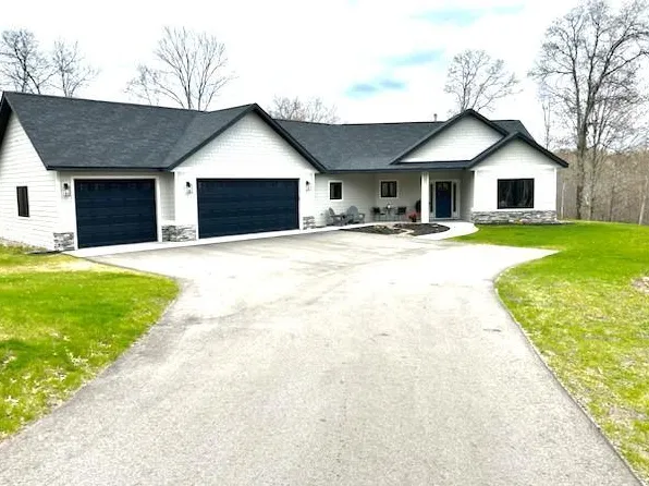 16221 Sanctuary Way, Brainerd, MN 56401