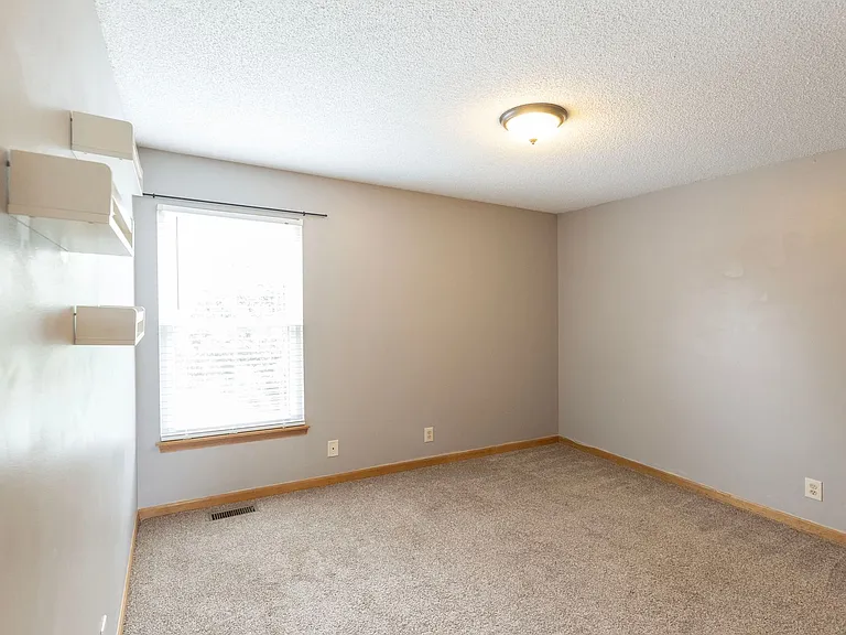 16131 S Matt Ct — Photo 22
