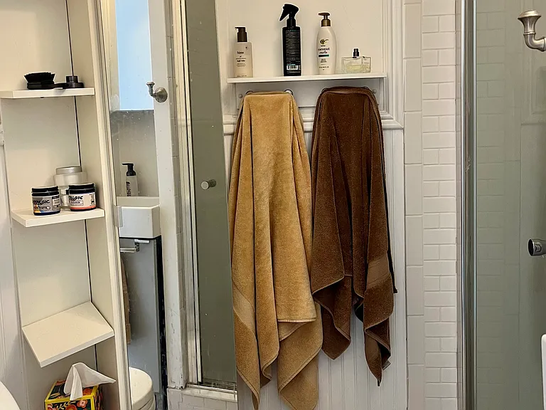 323 Monroe St #3S — Photo 6