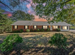 205 Cooley Bridge Rd, Pelzer, SC 29669