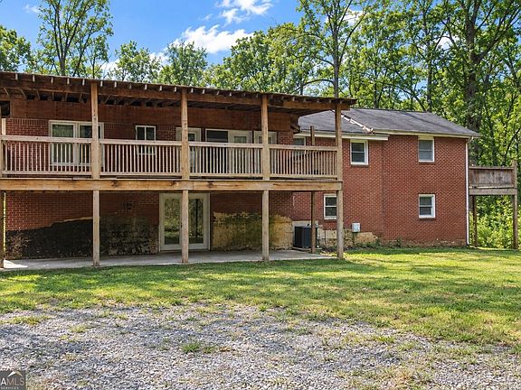 4th image of 140 Joe Bray Rd
