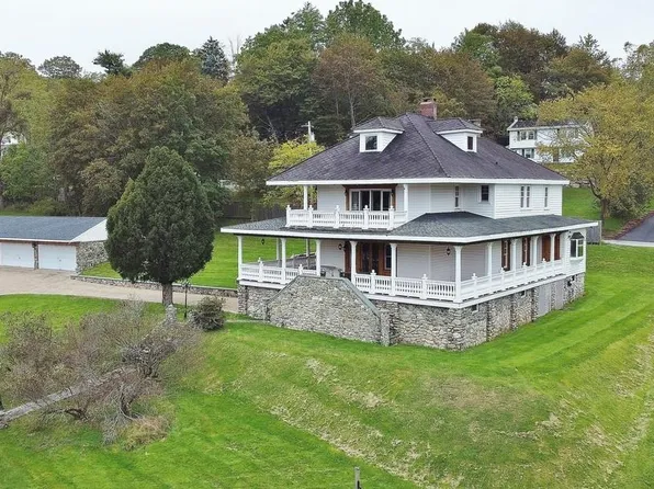 7 Lake Avenue, Monroe, NY 10950